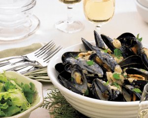 Lee más sobre el artículo Mejillones a la sidra con mostaza a la antigua